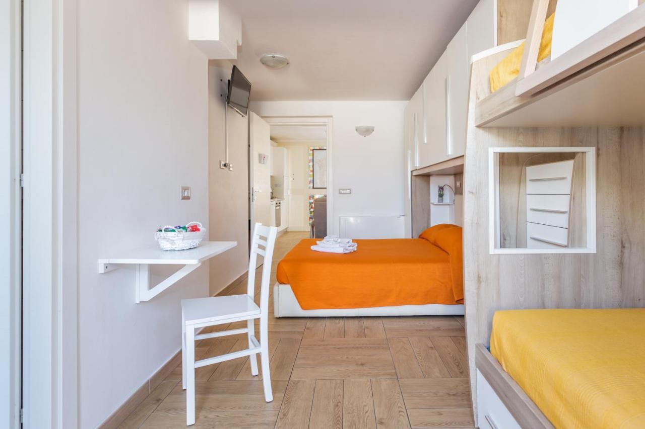 Oristano Camera Arancio Max 3Pers,Bagno,Uso Cucina Exterior photo